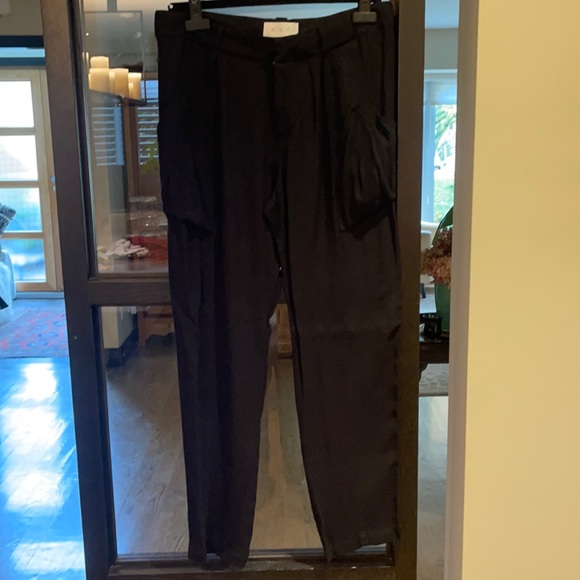 ALC black dressy lightweight jogger pant - Picture 1 of 4